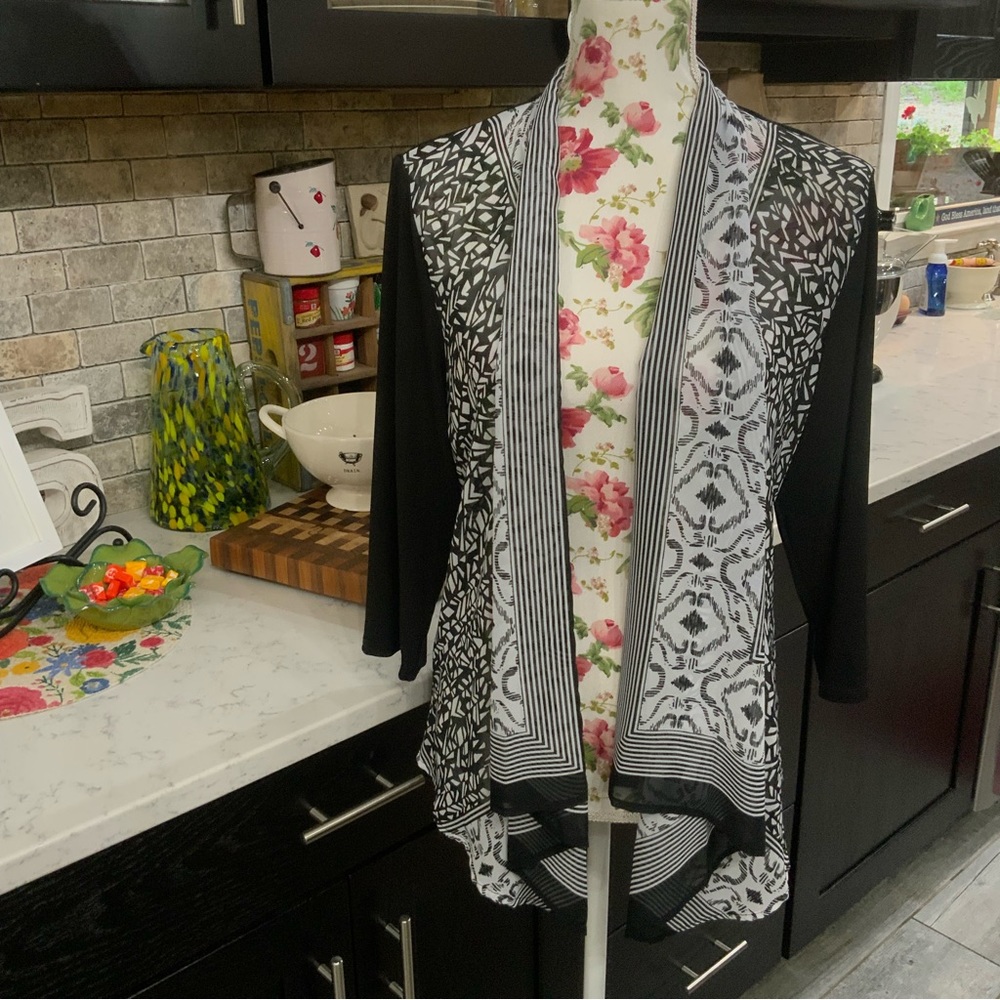 TanJay Petite Medium Cardigan Jacket Black & White Open Front 3/4 Sleeve